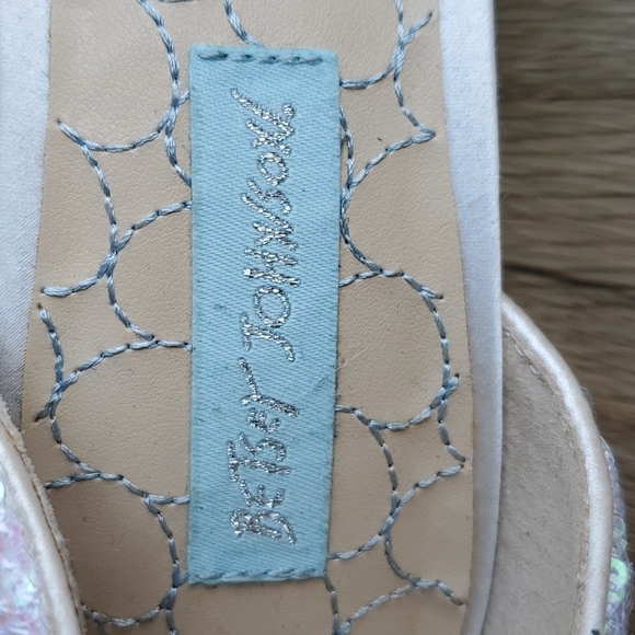 Betsey Johnson White Sequin Peep Toe Stilettos 9.5 Like New - Picture 7 of 7